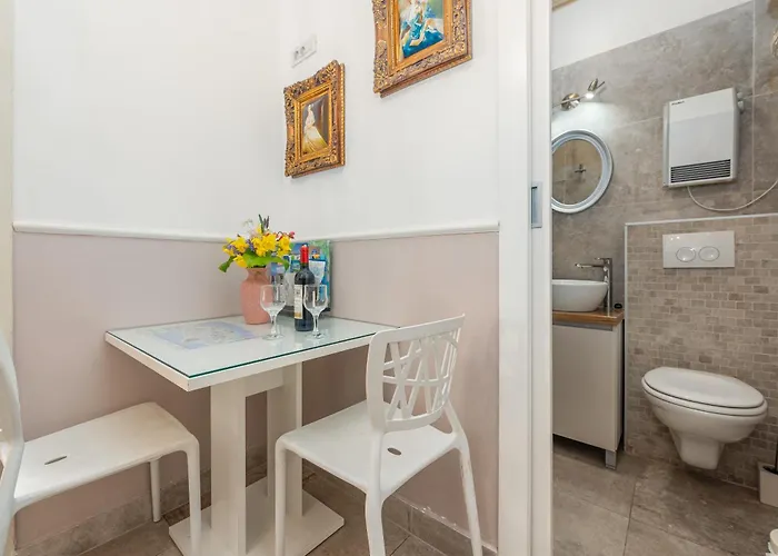 Oasis With Sea View Апартаменты Задар