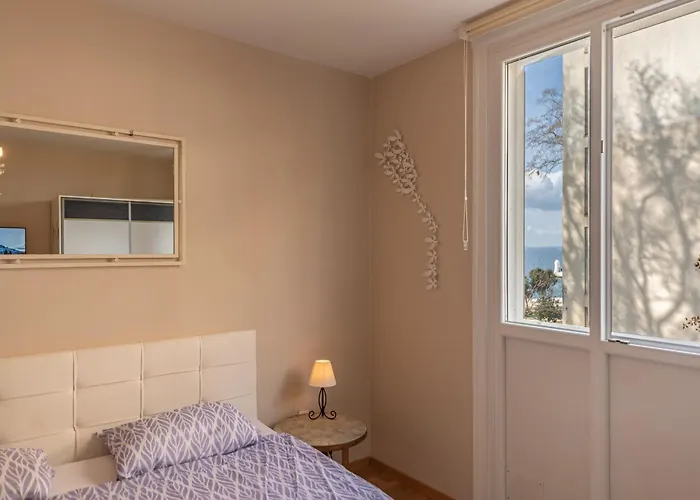 Апартаменты Oasis With Sea View