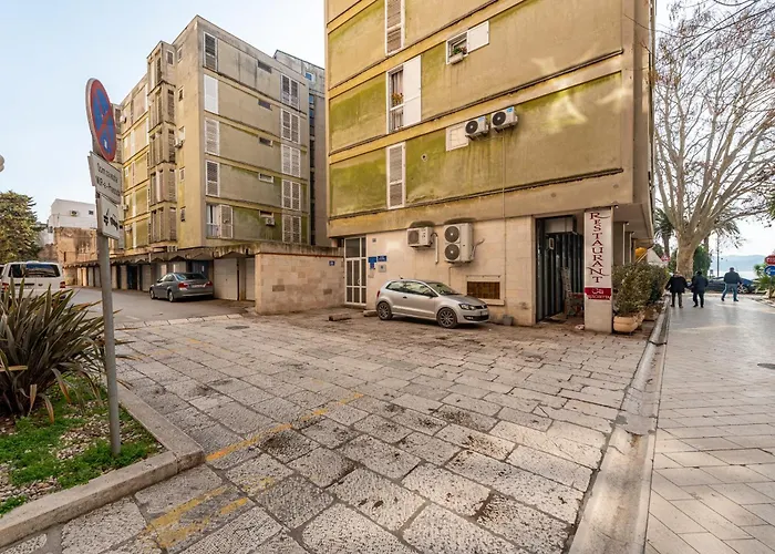 Апартаменты Oasis With Sea View